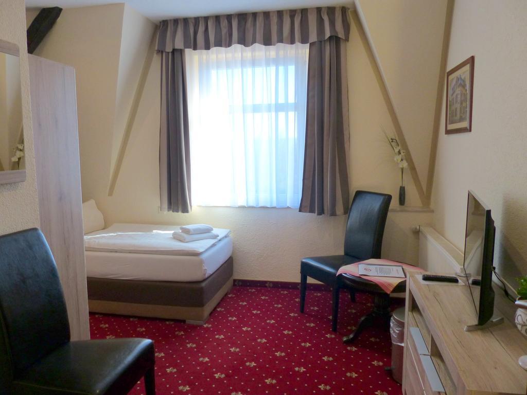 Hotel Friedchen Mit Eigener Fleischerei Artern Eksteriør bilde